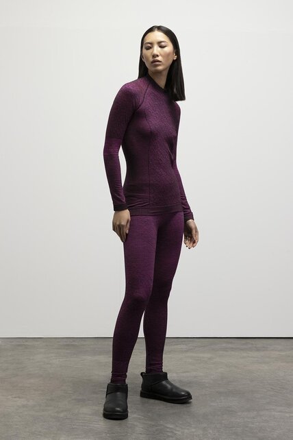 Newland Campanula (24/25) Black / Fuchsia-111