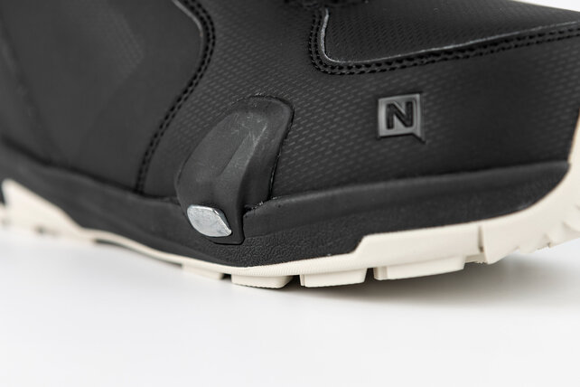 Nitro Darkseid Step On Boa (24/25) Black Nitro Darkseid Step On Boa (24/25) Black