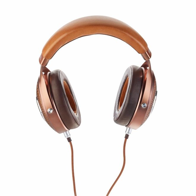 Stellia Closed-Back Over-Ear Beryllium Driver Audiophile Headphones