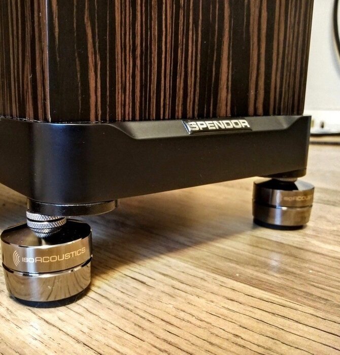 IsoAcoustics - Gaia Series Speaker Isolators