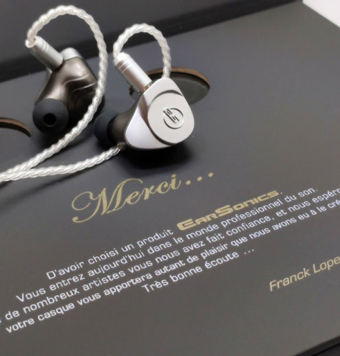 Stark Hybrid  In-Ear Headphones