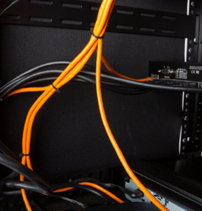 Wattbox IP Vertical  Power Strip  & Conditioner with Individually Controlled & Metered Outlets