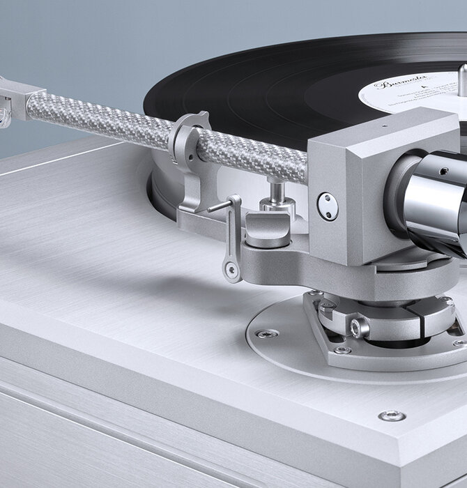Burmester 175 Reference Turntable with Reference Power Supply , Showroom Demo in Mint Condition !