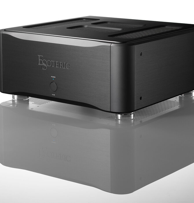 Esoteric - S-05 Class A Stereo Power Amplifier, Brand New !