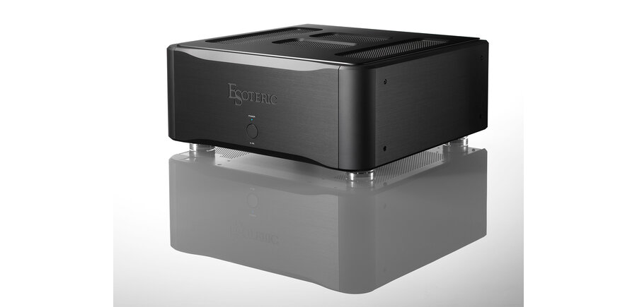 Esoteric S-05 Class A Stereo Power Amplifier  Color Silver Open Box