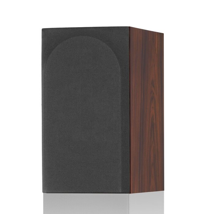 Bowers & Wilkins 707 S3 Bookshelf Speakers ( Sold as Pair )