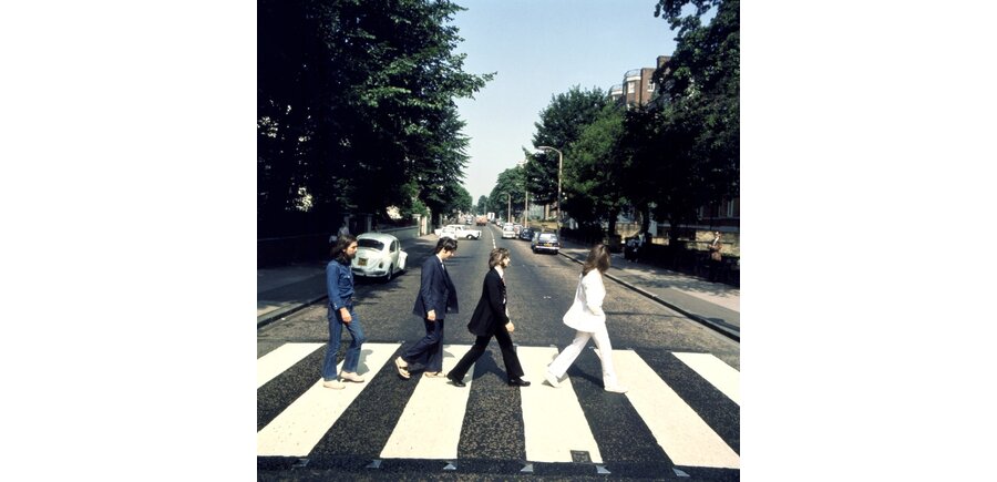 The Beatles Anniversary Super Deluxe Edition (3 LP Box Set  )