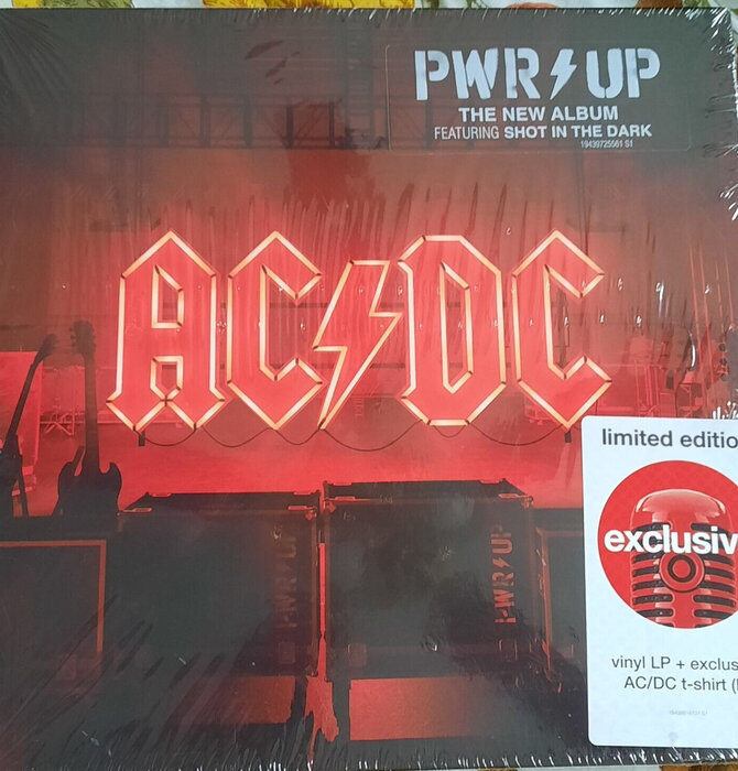 AC / DC - Power Up , Limited Edition Vinyl LP +AC / DC Shirt ( Large )
