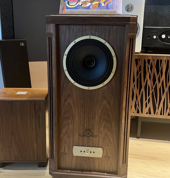 Tannoy Turnberry 2 Way Floorstanding 10" Dual Concentric Loudspeaker (Pair) Open Box