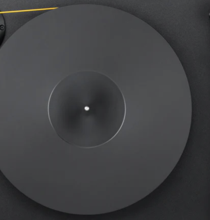 MoFi StudioDeck  Turntable