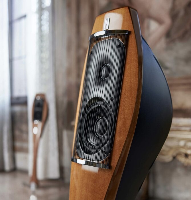 Lignea Loudspeaker