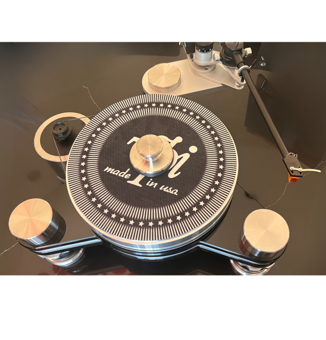 VPI Prime Avenger Reference Turntable Used In Excellent Condition