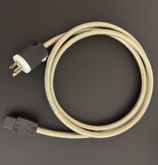 Burmester Power Cable, 2 meter , OPEN BOX