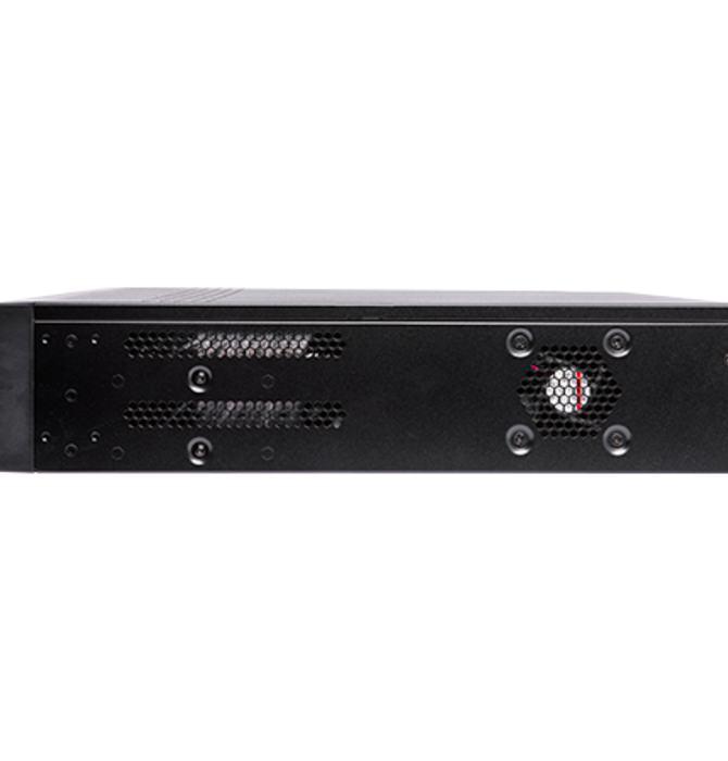 Luma® Surveillance 820 Series NVR – 32 Channels
