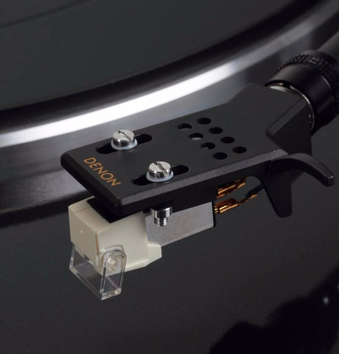 Denon Automatic Hi-Fi Turntable DP-300F
