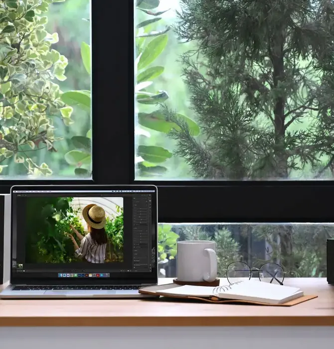 Klipsch - The One Plus Premium Tabletop Bluetooth Speaker with Broadcast Mode