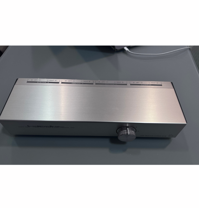Luxman AS-55 High Quality Passive Speaker Selector   ( Showroom Demo )