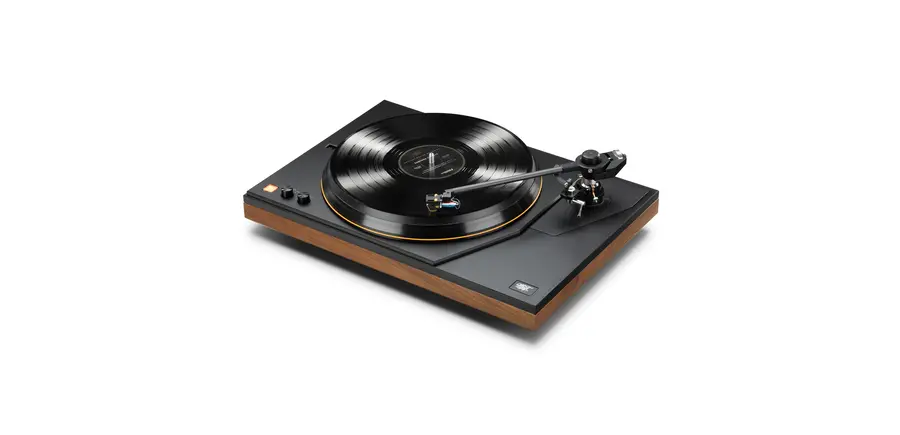 MoFi MasterDeck Turntable , Walnut Finish , Demo Showroom in Mint Condition