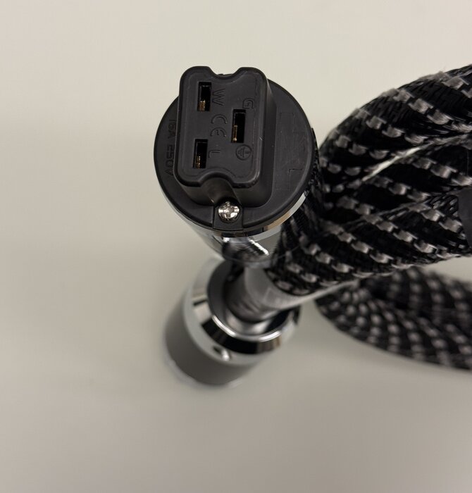 DH Labs - Corona Cryo Reference Audiophile Grade A/C Power Cable