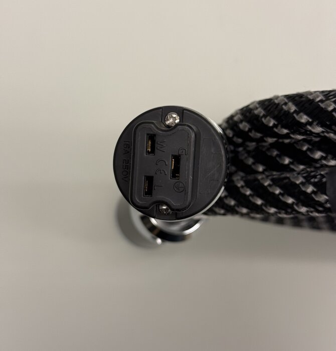 DH Labs - Corona Cryo Reference Audiophile Grade A/C Power Cable