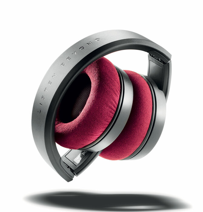 Focal Listen Pro , Closed Back Reference Studio Headphones