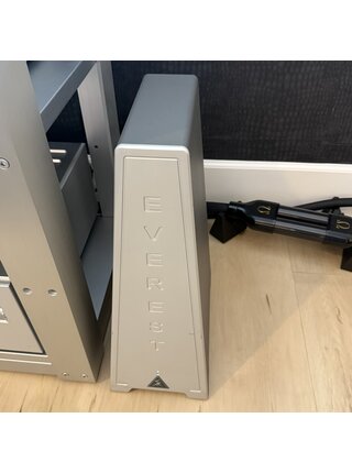 Shunyata Research Everest 8000 Reference Power Distributor ( Silver ), Showroom Demo