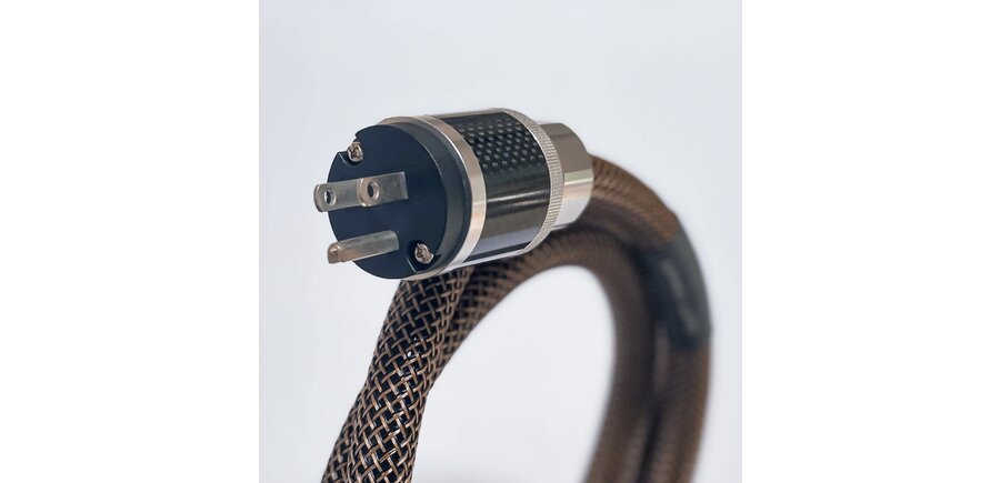 DH Labs - Power Plus Cryo Supreme Performance Power Cable, 15 Amp 2 meter , Showroom Demo in Mint Condition