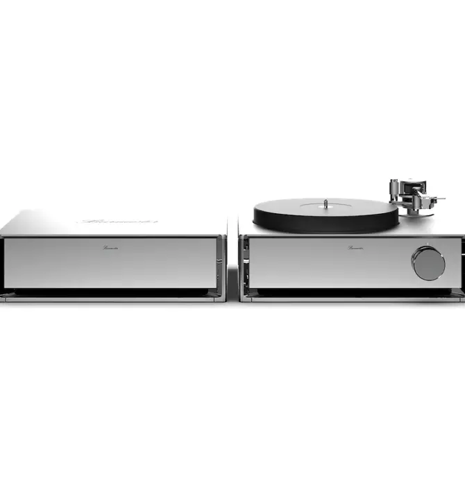 Burmester 257 Reference Turntable includes Reference Line Power Supply