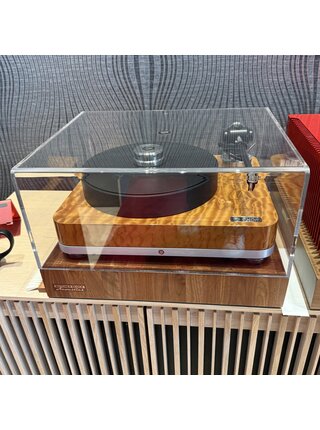 Harmony Turntable with Ortofon Cadenza Bronze Cartridge and Illustrious SE Tonearm A Perfect Combination