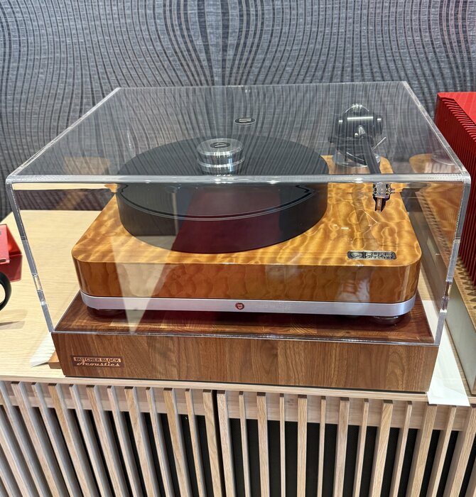 Harmony Turntable with Ortofon Cadenza Bronze Cartridge and Illustrious SE Tonearm A Perfect Combination