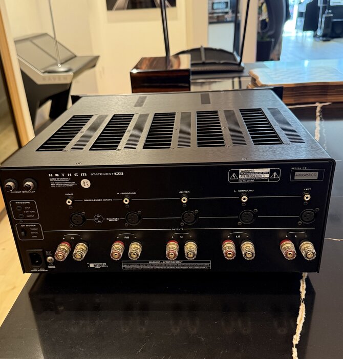 Anthem - Statement A5 5-channel Power Amplifier , USED in Great Condition !