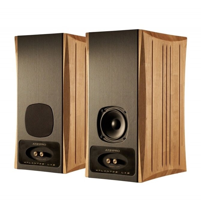 Atlantis Lab - AT 21 Bookshelf Speaker ( Sold as Pair ) Oak / Black Leather