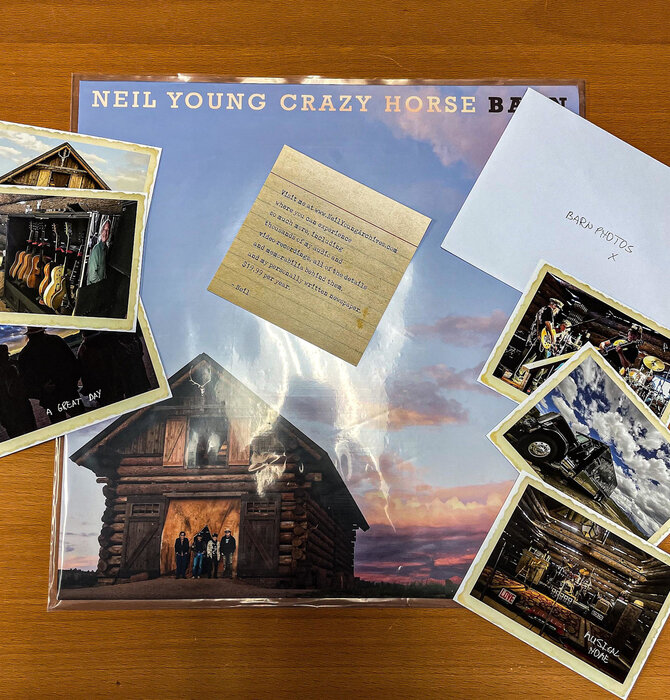 Neil Young Crazy Horse - Barn , Special Edition Vinyl Album with 10 New Songs