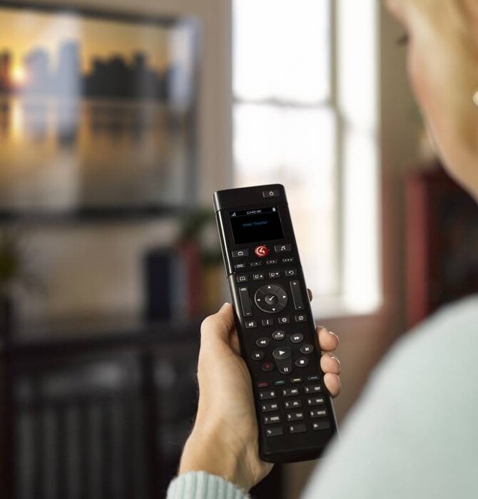 Control4 - Universal Remote Control SR260