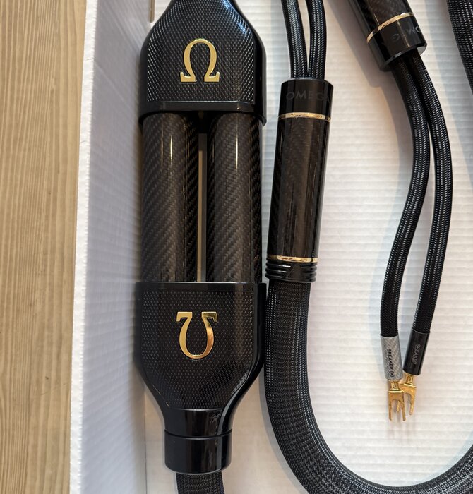 Shunyata Research Omega Speaker Cable ( 4 AWG ) Showroom Demo in Mint Condition !!!