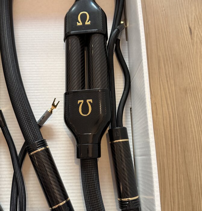 Shunyata Research Omega Speaker Cable ( 4 AWG ) Showroom Demo in Mint Condition !!!