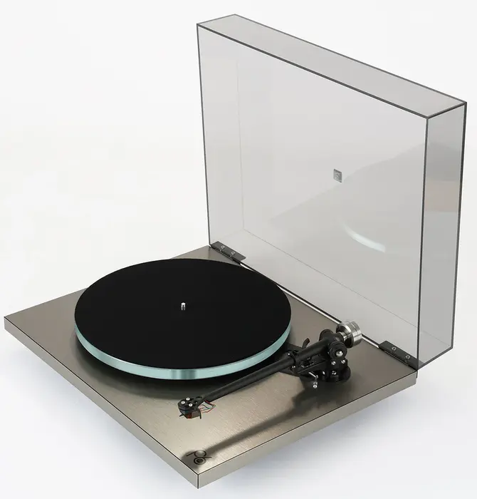 Rega - Planar 6 RS Turntable with ND9 MM Cartridge
