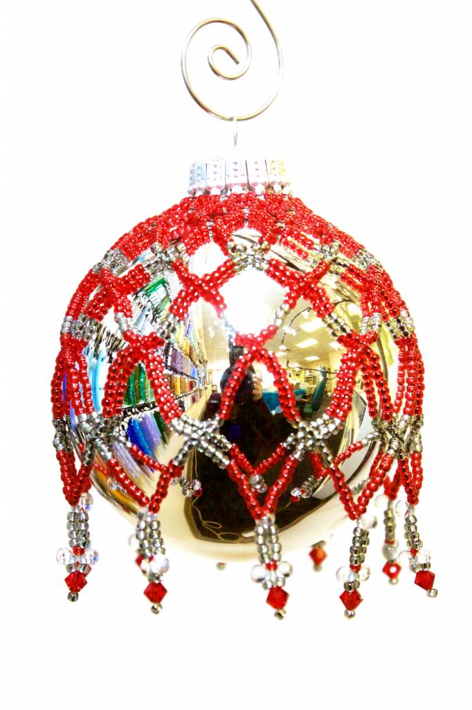 12/11 6-9pm Christmas Ornament