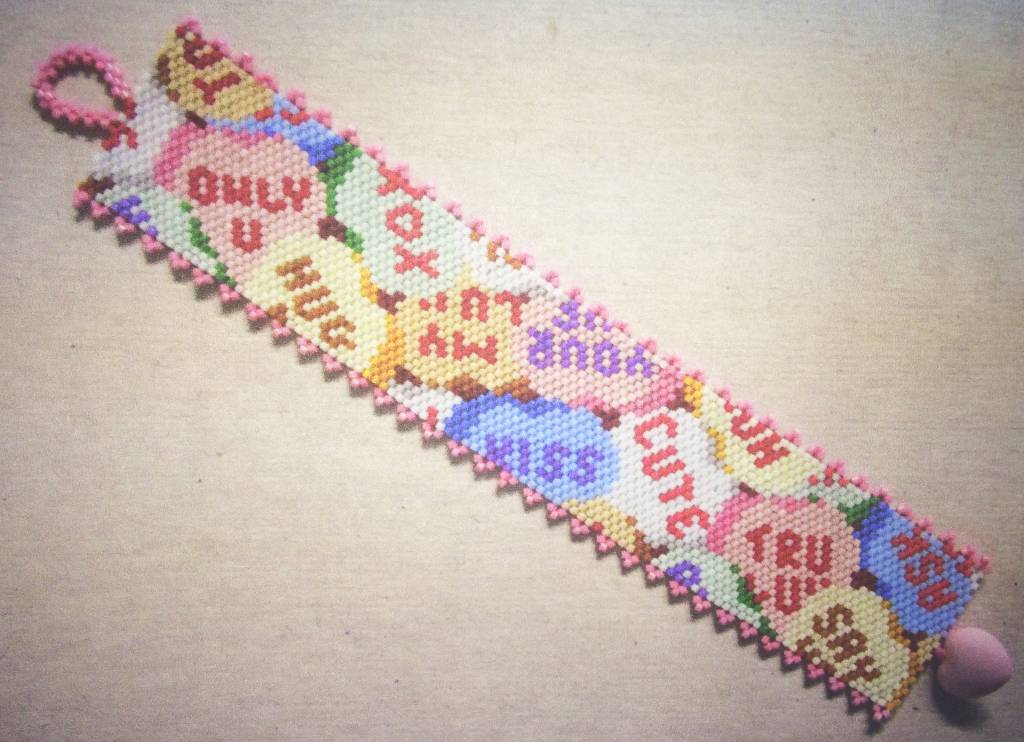 2/05 6-9pm Candy Hearts Bracelet