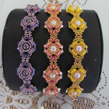 3/19 6-9pm Blooming Buds Bracelet 3/19 6-9pm Blooming Buds Bracelet