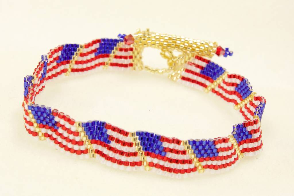 5/29 6-9p Wavy Flag Bracelet