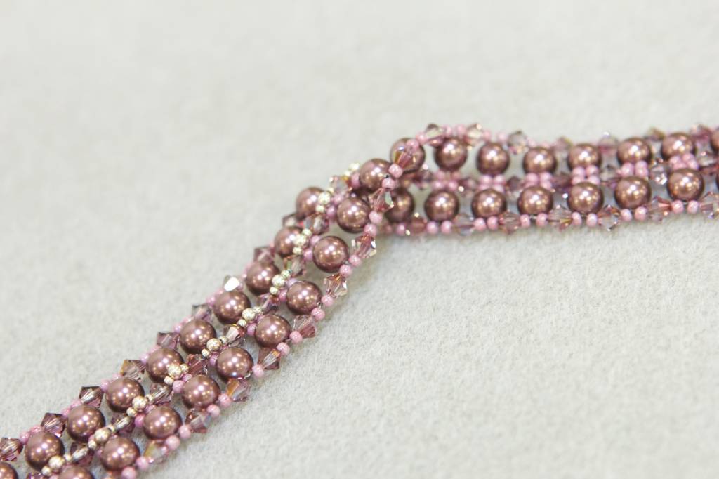 8/07 6-9pm Belted Lady Bracelet