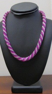8/16 10a-1p Bead Crochet Necklace
