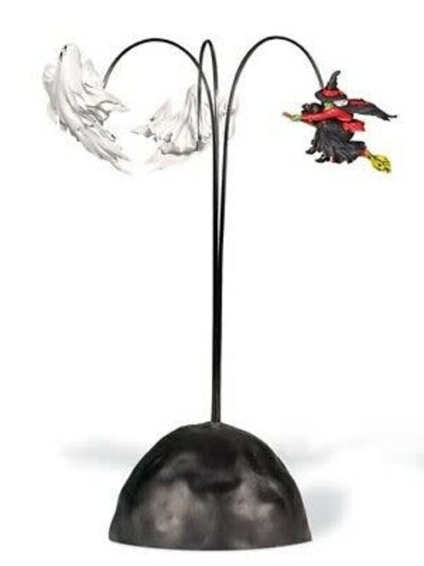 ''Up Up Away Witch'' With Ghosts Village Halloween Accessoire 810633