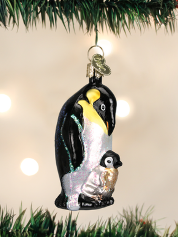 Emperor Penguin with Chick, Glass ornament 16058