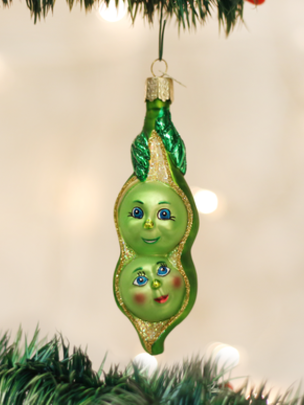 Two peas in a pod, Glass Ornament 28041