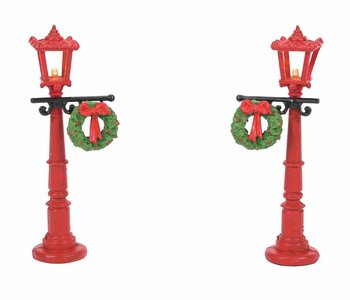 Red With Greens Street Lights - Village Accessoire 6007682