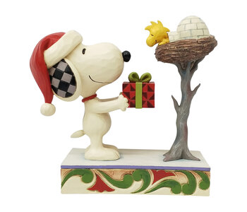 Snoopy giving Woodstock a Gift Peanuts by Jim Shore 6006938