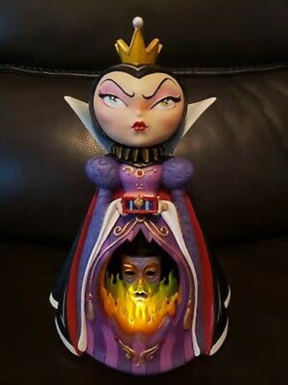 Evil Queen Disney, World of Miss Mindy by Enesco