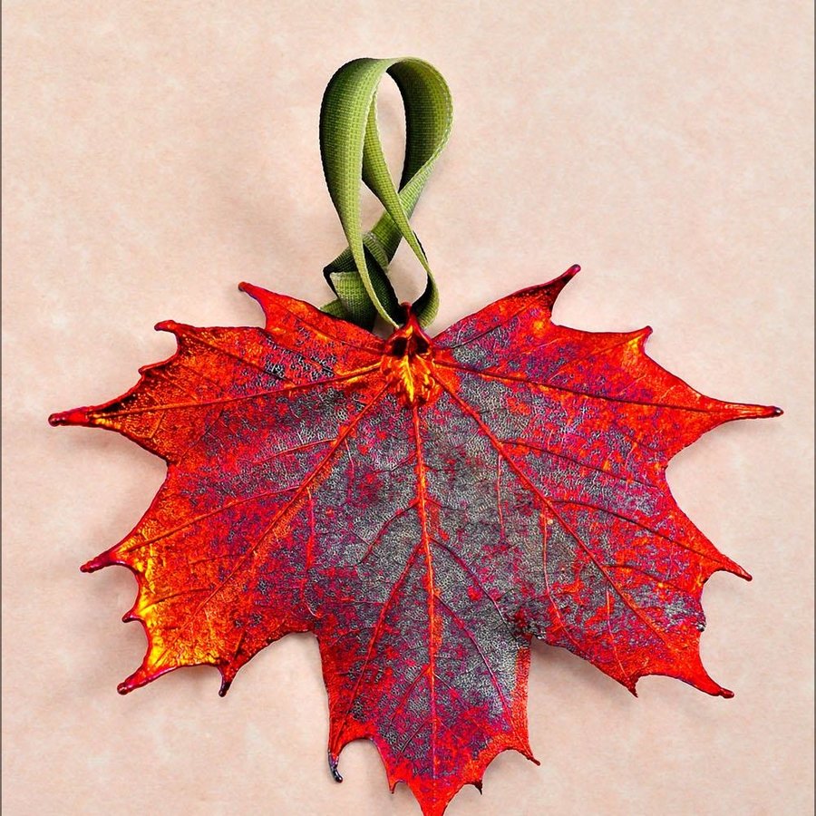 Souvenir Ornaments: Montreal, Quebec & Canada
